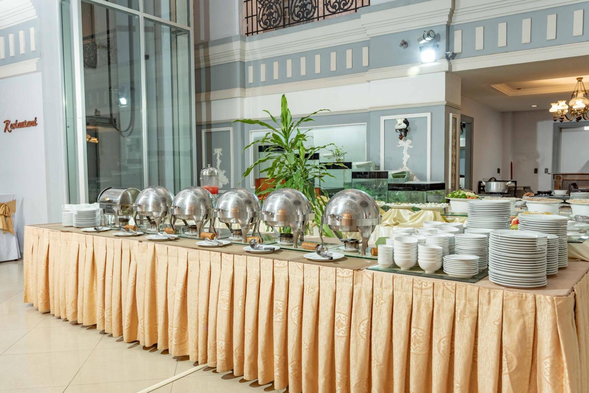 Rembrandt Hotel Nha Trang Exteriör bild
