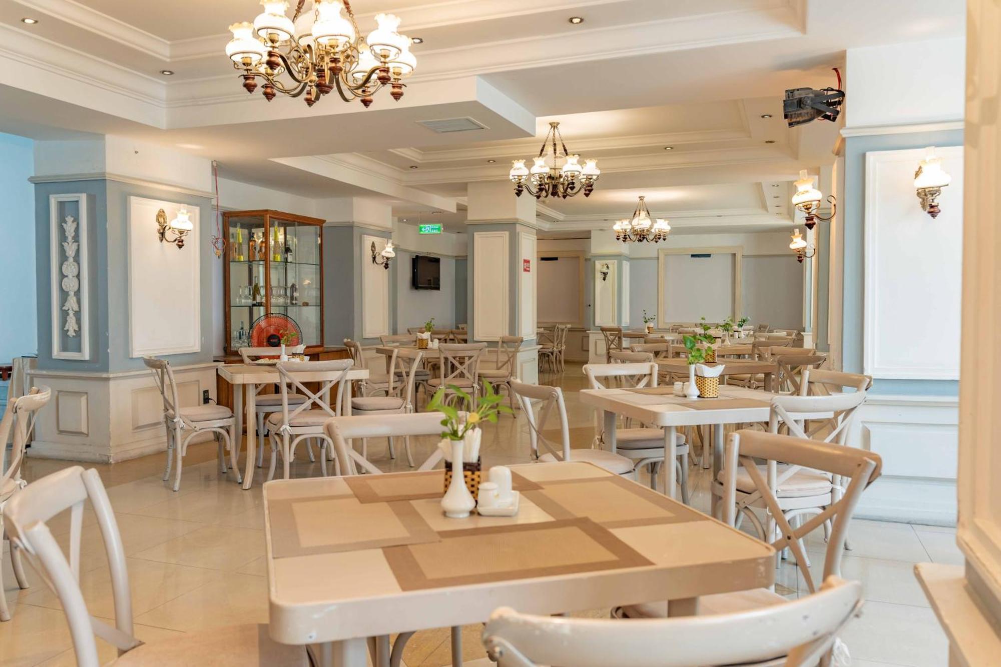 Rembrandt Hotel Nha Trang Exteriör bild